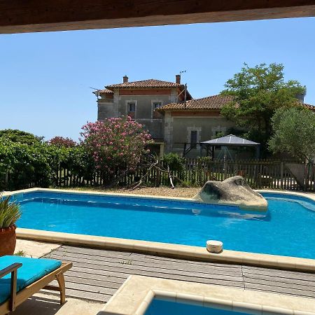 Les Pierrades En Camargue Villa Вовер Екстериор снимка