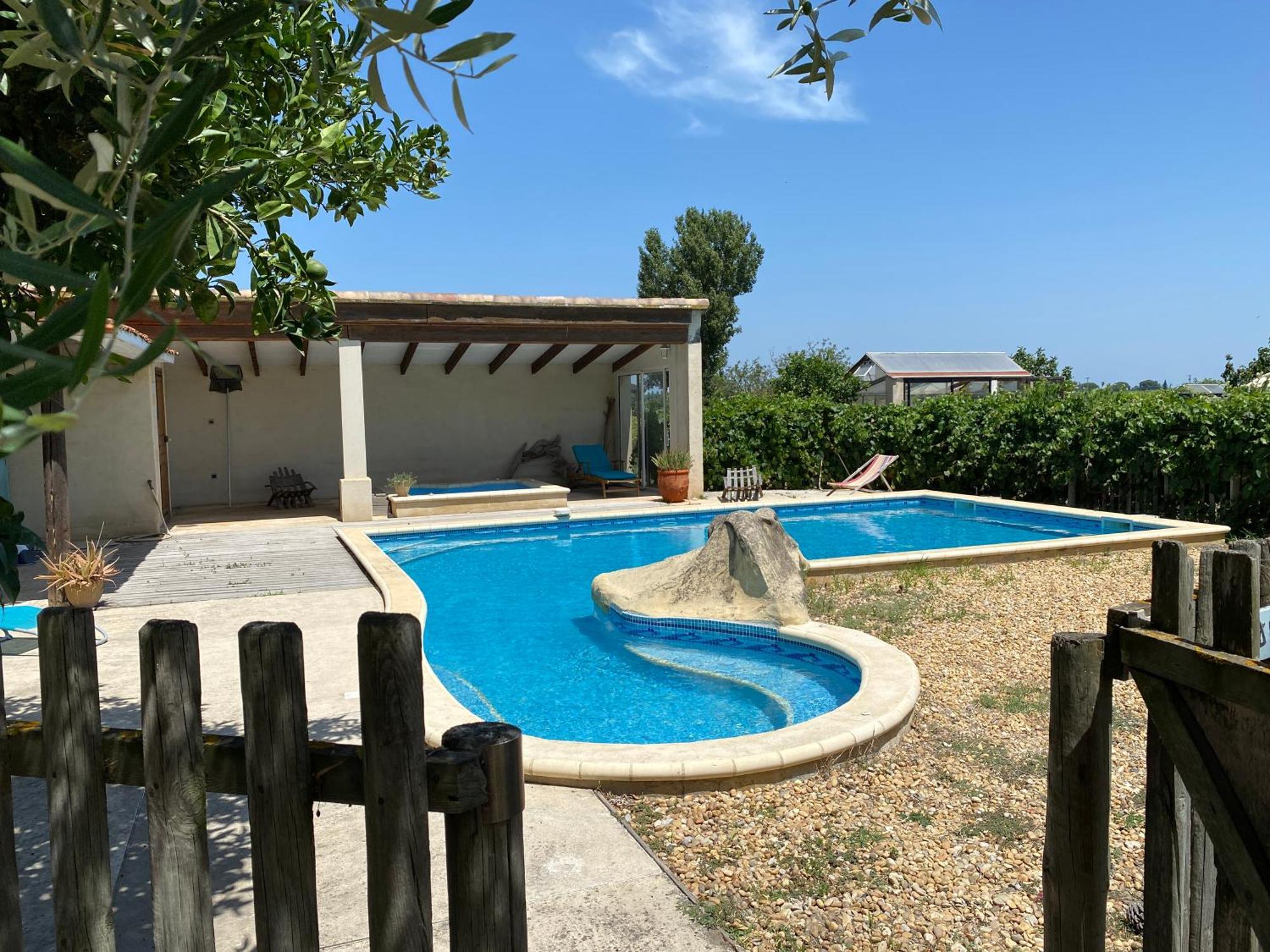 Les Pierrades En Camargue Villa Вовер Екстериор снимка